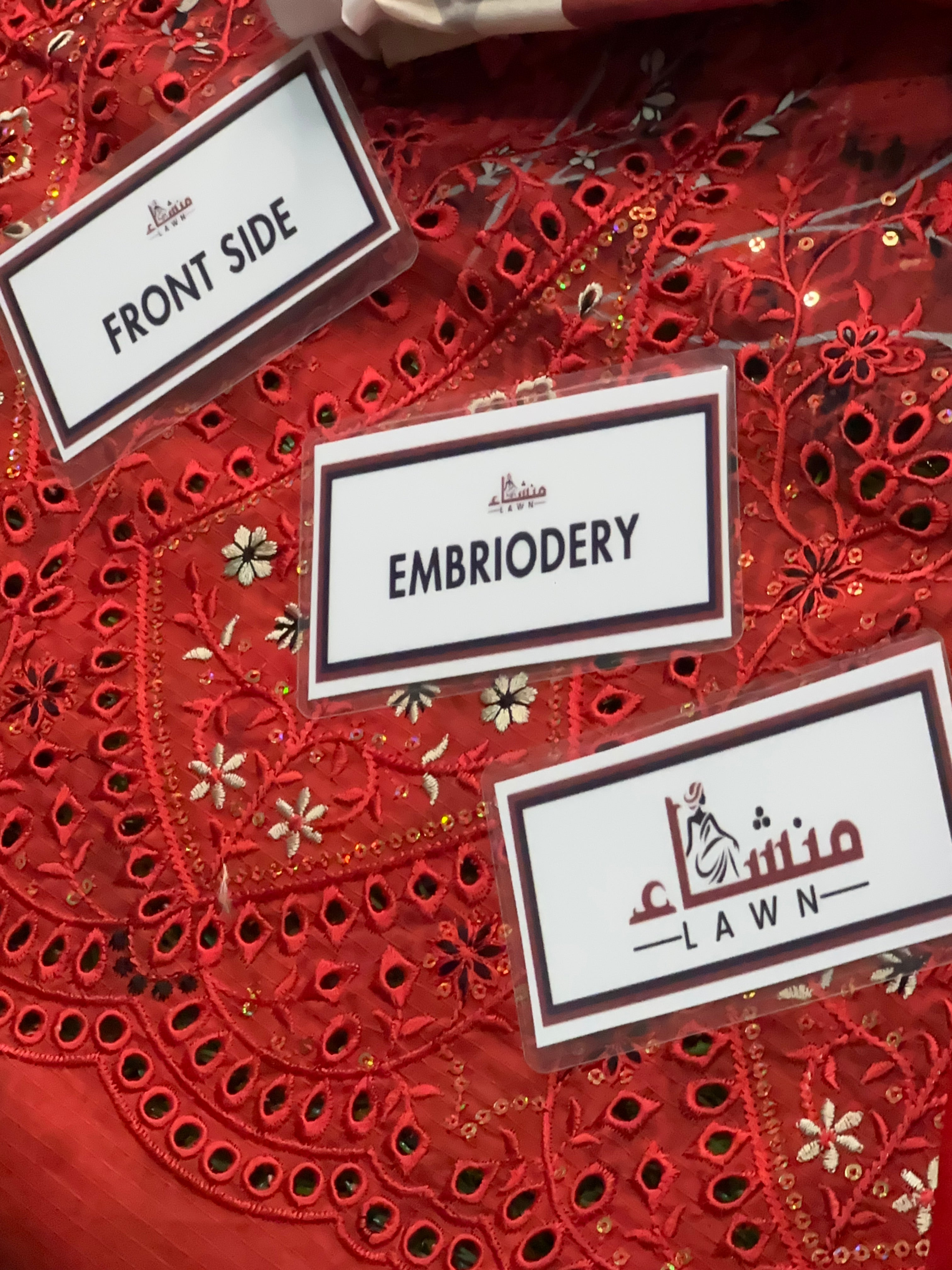 Stylish 3PCS digital printed lawn unstitched suit from ManshaLawn | premium lawn in Pakistan, lawn suits available in Peshawar’s best fabric online store
