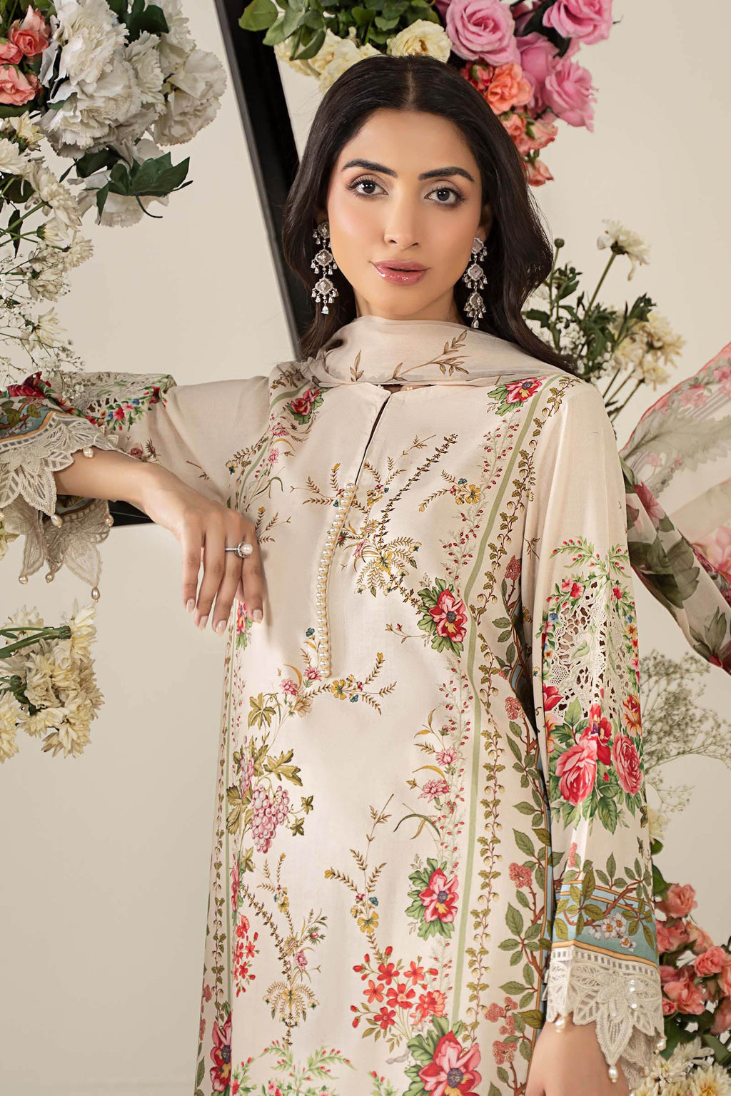 3PCS embroidered lawn unstitched suit from ManshaLawn | premium lawn in Pakistan, lawn suits available in Peshawar’s best fabric online store