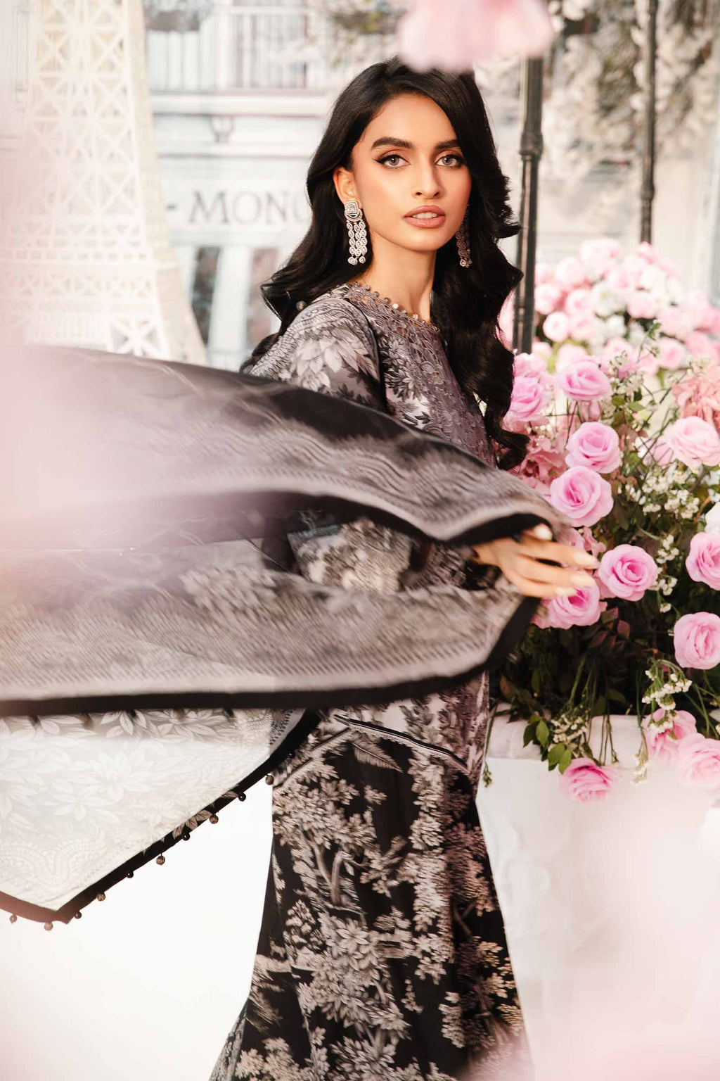 Premium 3PCS printed lawn unstitched suit from ManshaLawn | lawn in Pakistan, lawn suits available in Peshawar’s best fabric online store