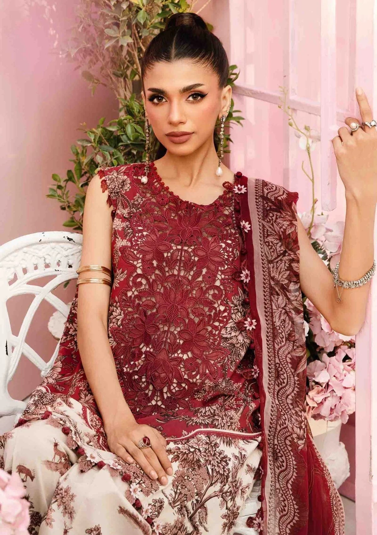 Premium 3PCS printed lawn unstitched suit from ManshaLawn | lawn in Pakistan, lawn suits in Peshawar’s best fabric online store