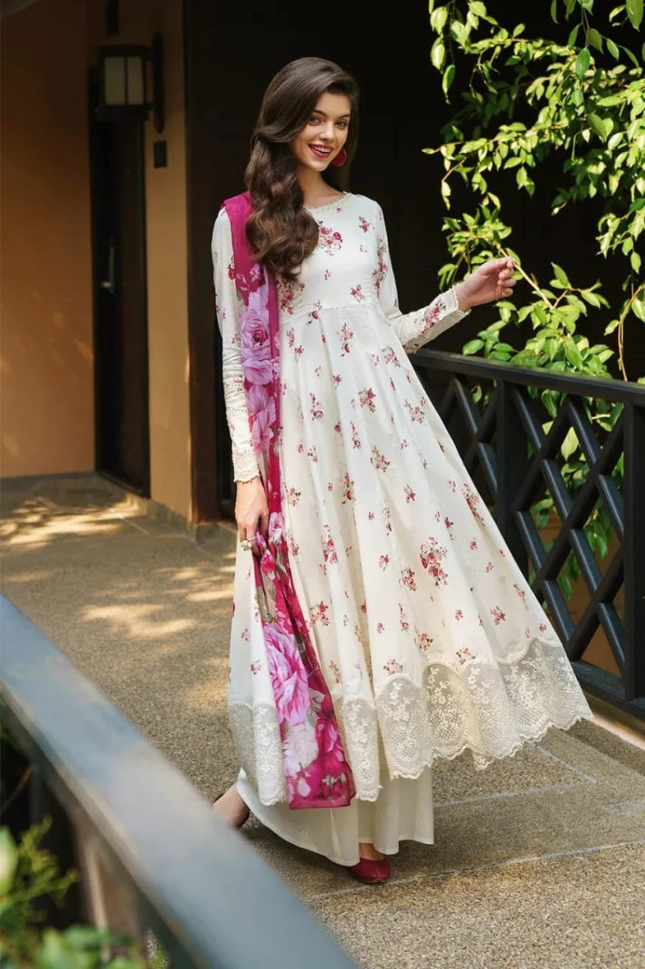 Elegant 3PCS printed lawn unstitched suit from ManshaLawn | premium lawn in Pakistan, lawn suits in Peshawar’s best fabric online store